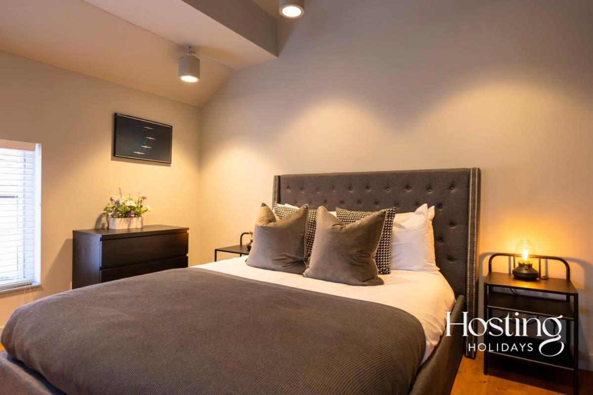 Stylish Luxury Apartment In The Centre Of Henley Extérieur photo